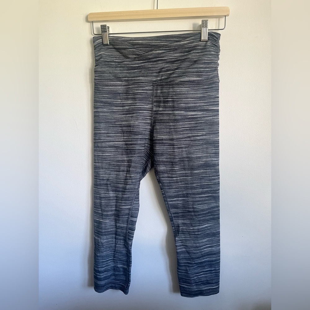 Lululemon Align Crop 21" Cross Waist Leggings Pant Heathered Black White US 8
